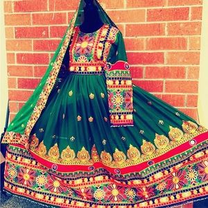 Beautiful 3 piece afghani clothes, comes with dress, scarf and toban